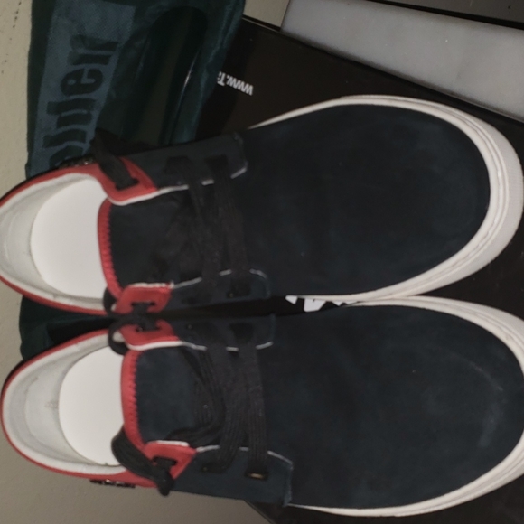 Calden Invisible Height - Picture 2 of 6